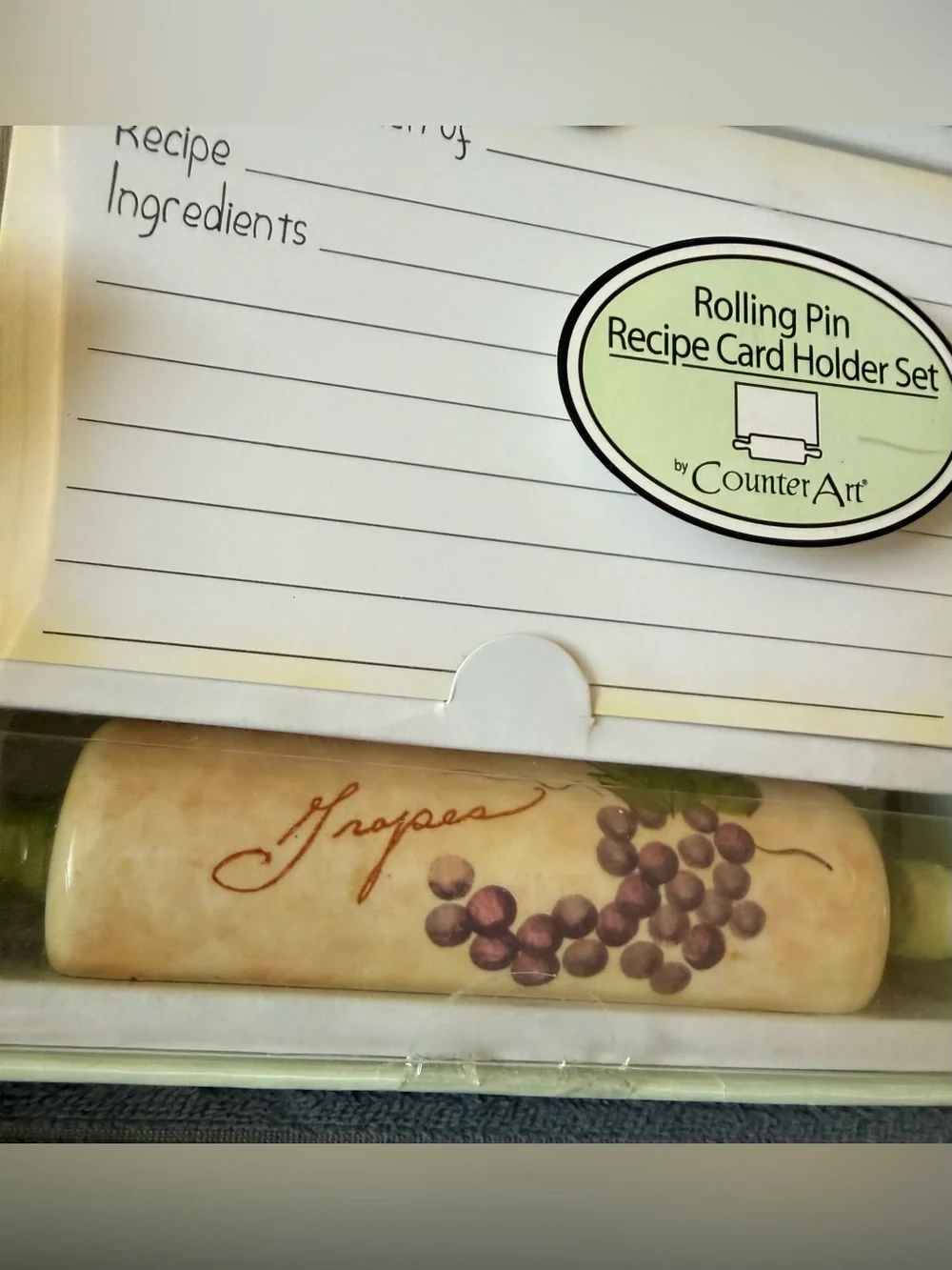 Rolling Pin Recipe Card Holder — Beige with Grape Motif Counter Art New